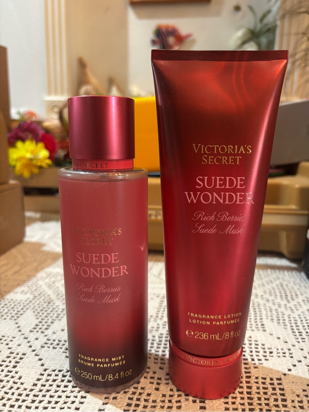 (Inventory 61) Victoria’s Secret Suede Wonder Rich Berries Fragrance set